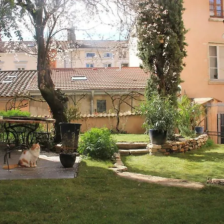 L'atelier De Saint-just Guest house
