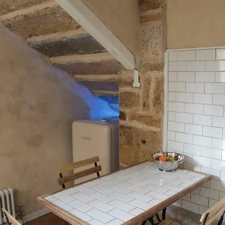 Guest house L'atelier De Saint-just